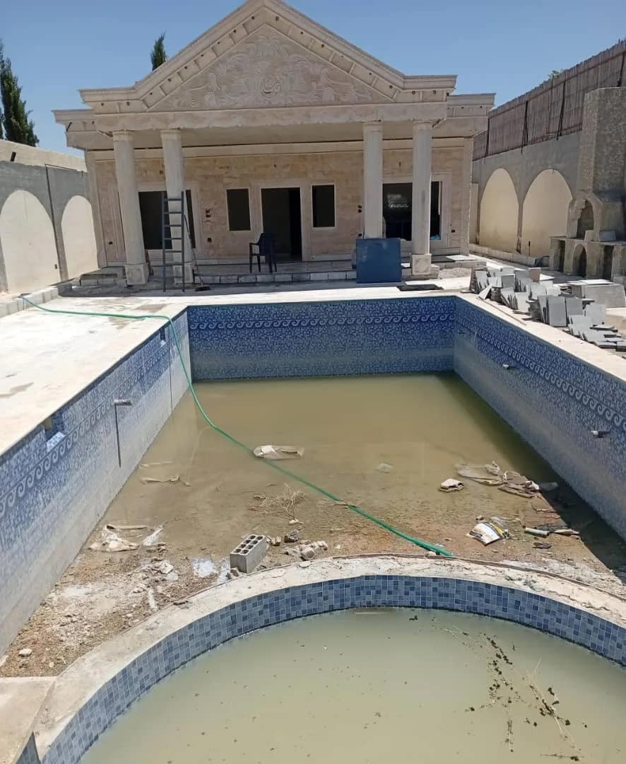 مشاريع قيد الإكساء ، صورة 1